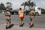  جنوب إفريقيا.. فرار ستة سجناء من سيارة للشرطة