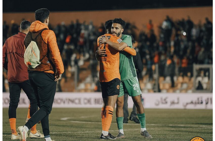 نهضة بركان ينتزع ورقة التأهل على حساب مولودية وجدة