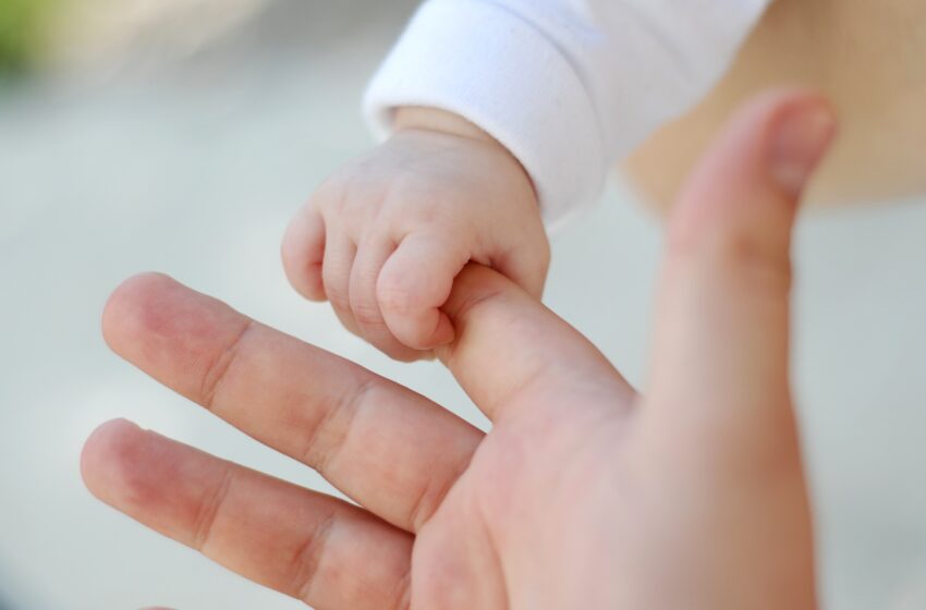 إحباط محاولة اختطاف رضيع من داخل مستشفى