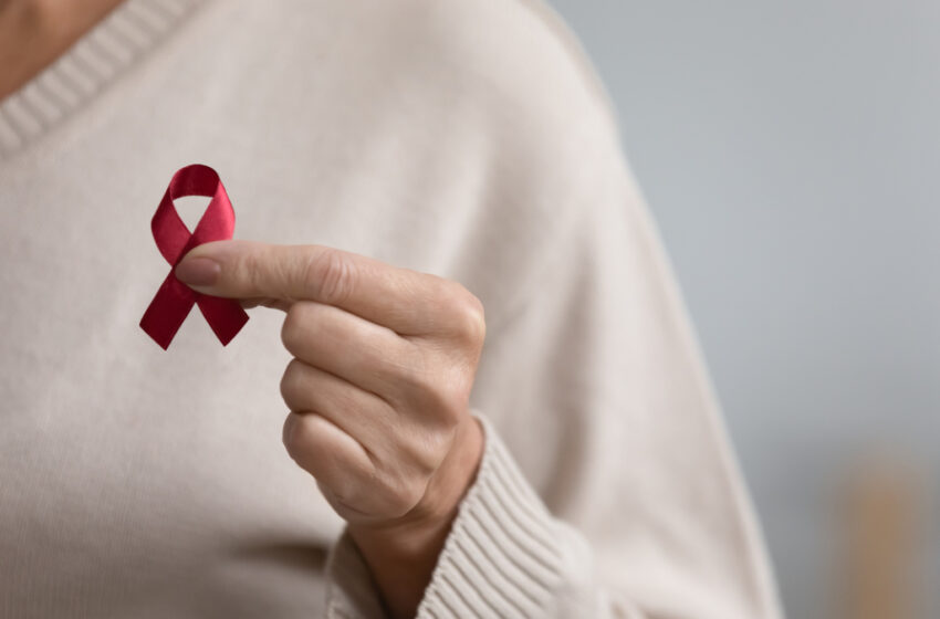 أخنوش: نجحنا في خفض 50% من الحالات الجديدة المتعلقة بالسيدا