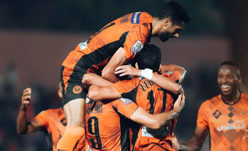 نهضة بركان يتأهل للنهائي بعد انسحاب اتحاد العاصمة الجزائري