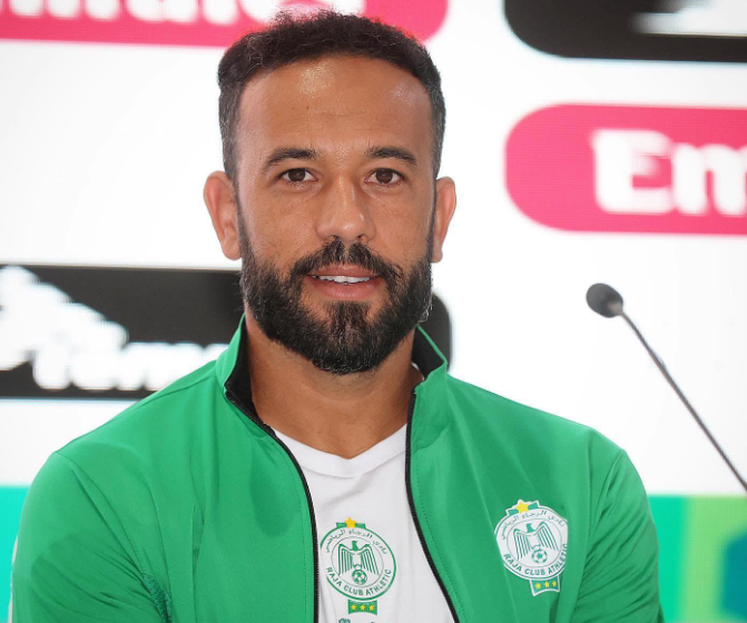 الزنيتي يحدد موعد تجديد عقده مع الرجاء