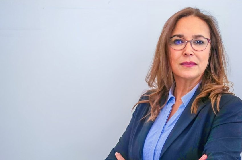 التامني تنتقد أداء الحكومة: المغرب يصدر الفوسفاط والأفوكادو ويستورد النفايات